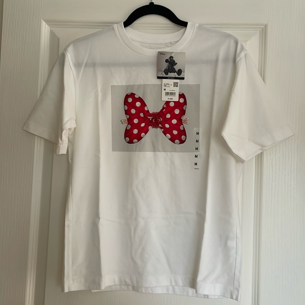 New Disney x Uniqlo Yuni Yushida Minnie T Shirt